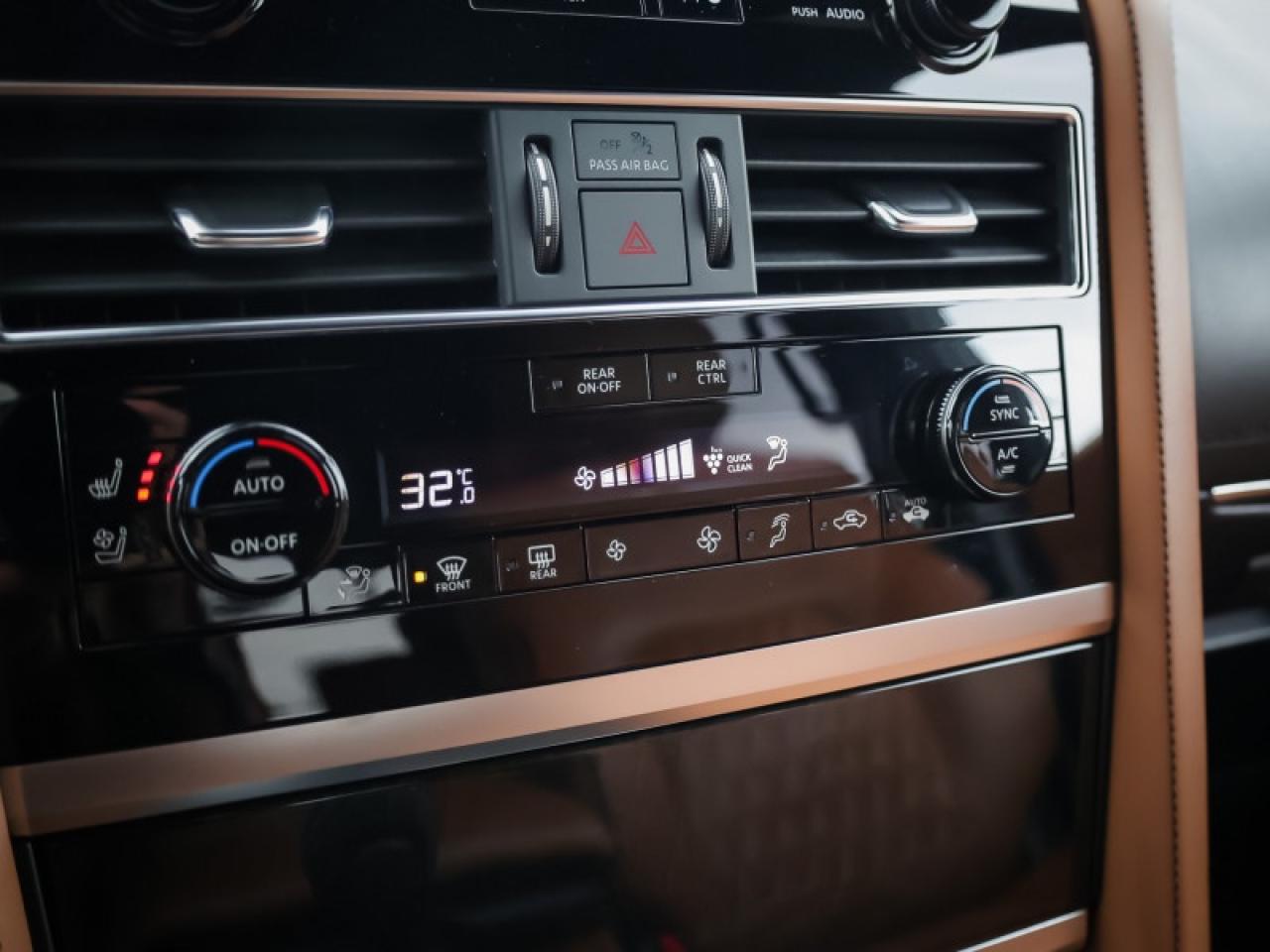 2024 Infiniti QX80 ProACTIVE 7-Passenger  - Leather Seats Photo