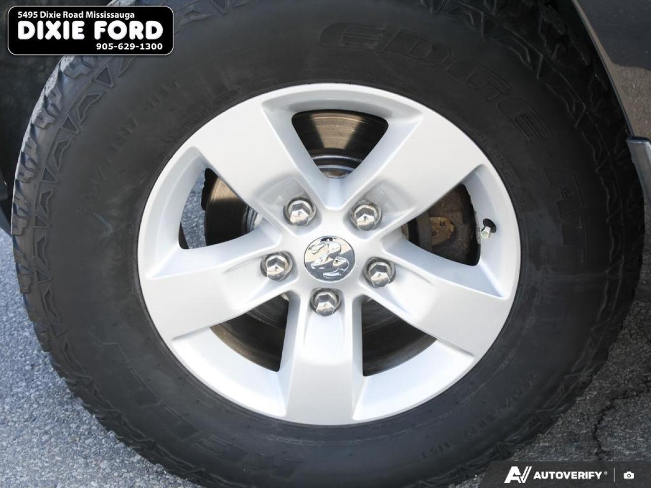 2014 RAM 1500 ST Photo