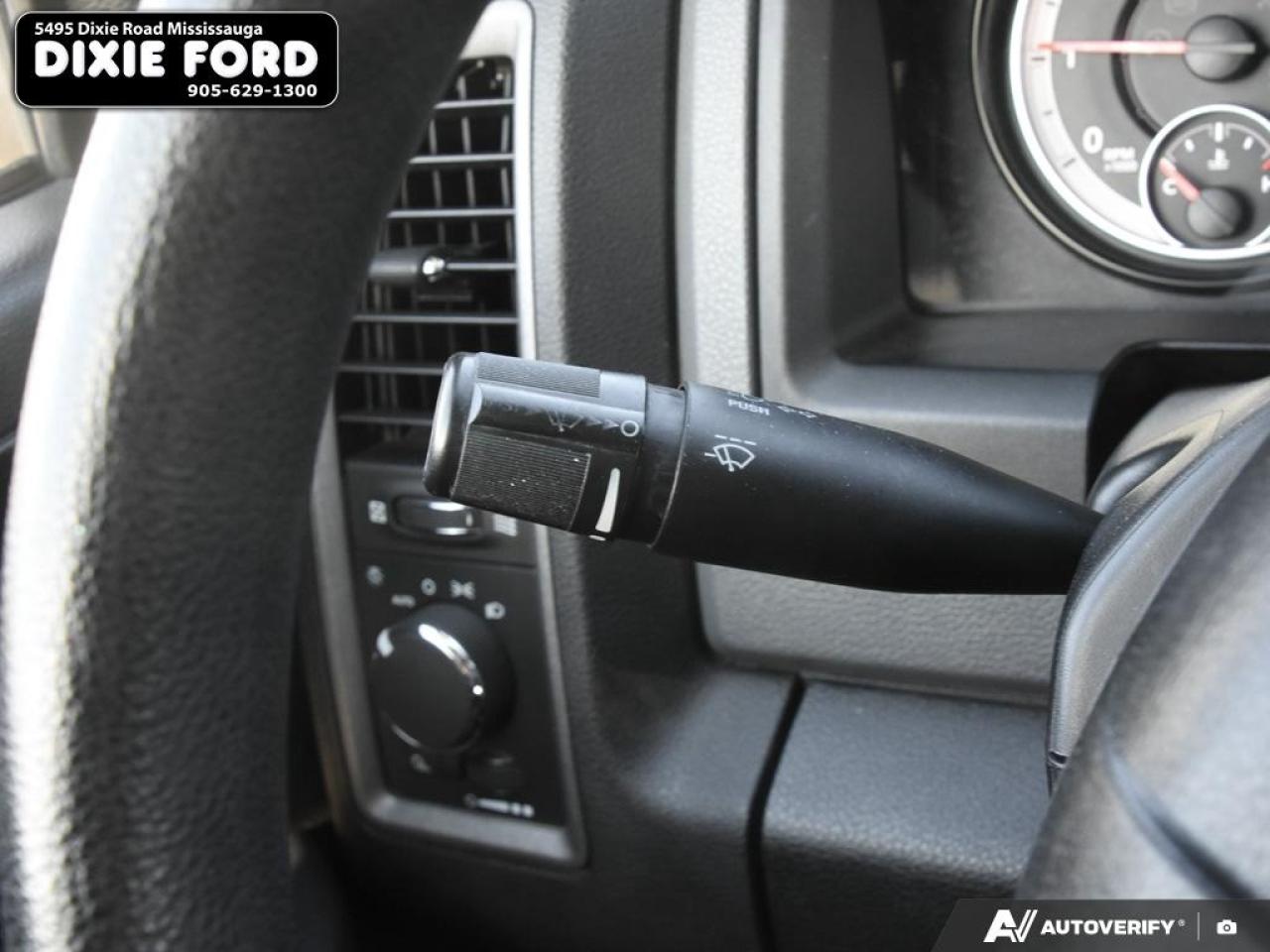 2014 RAM 1500 ST Photo