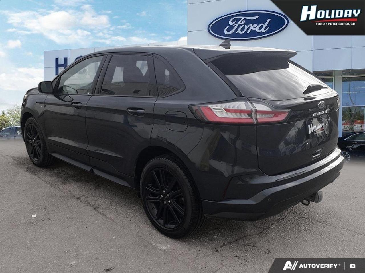 2022 Ford Edge ST Line Photo