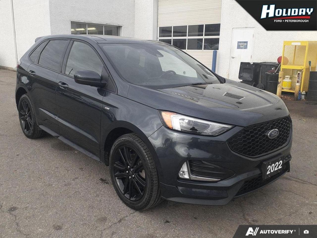 2022 Ford Edge ST Line Photo