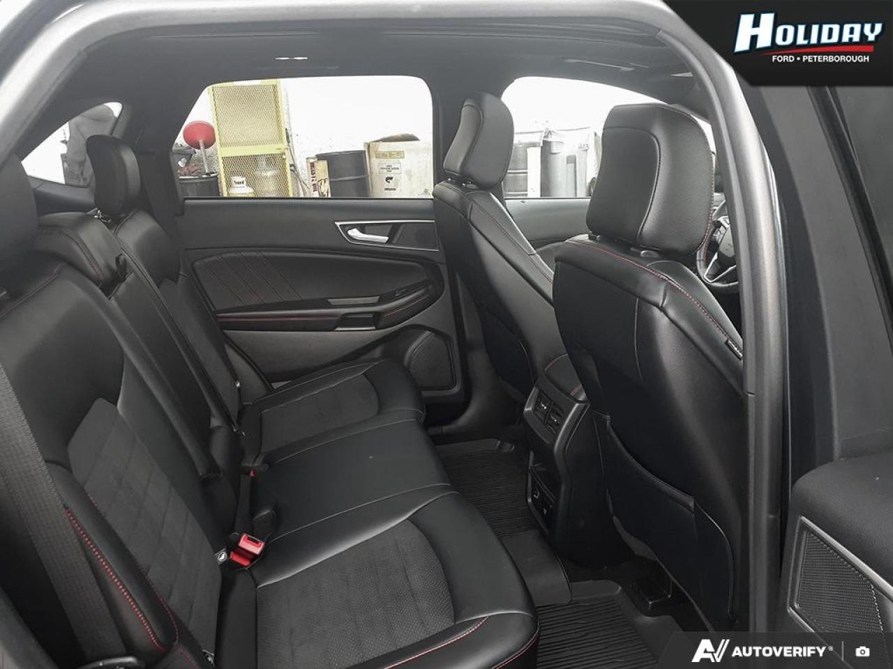 2022 Ford Edge ST Line Photo