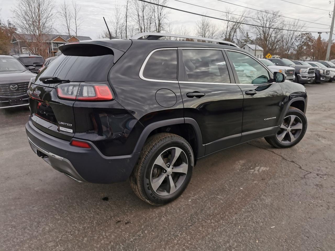 2019 Jeep Cherokee Limited Photo