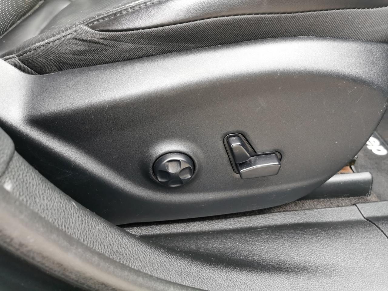 2019 Jeep Cherokee Limited Photo