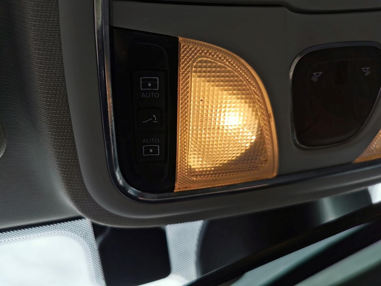 2019 Jeep Cherokee Limited - Photo #35