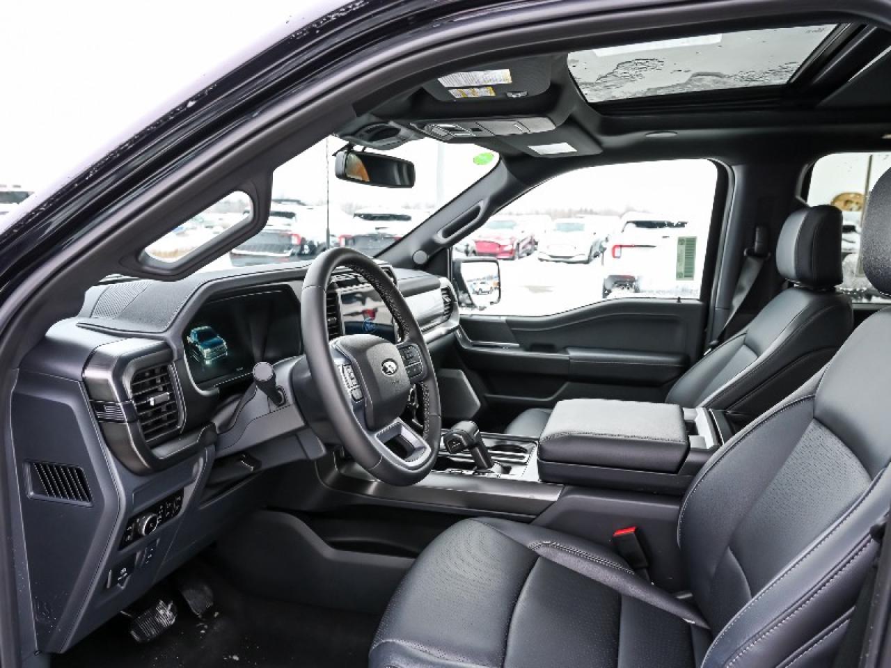 2025 Ford F-150 Lariat Photo