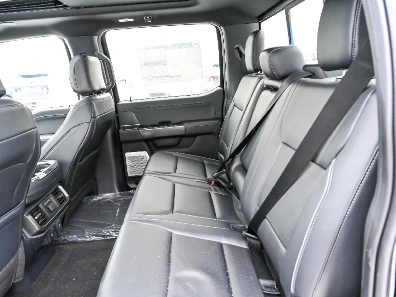 2025 Ford F-150 Lariat Photo