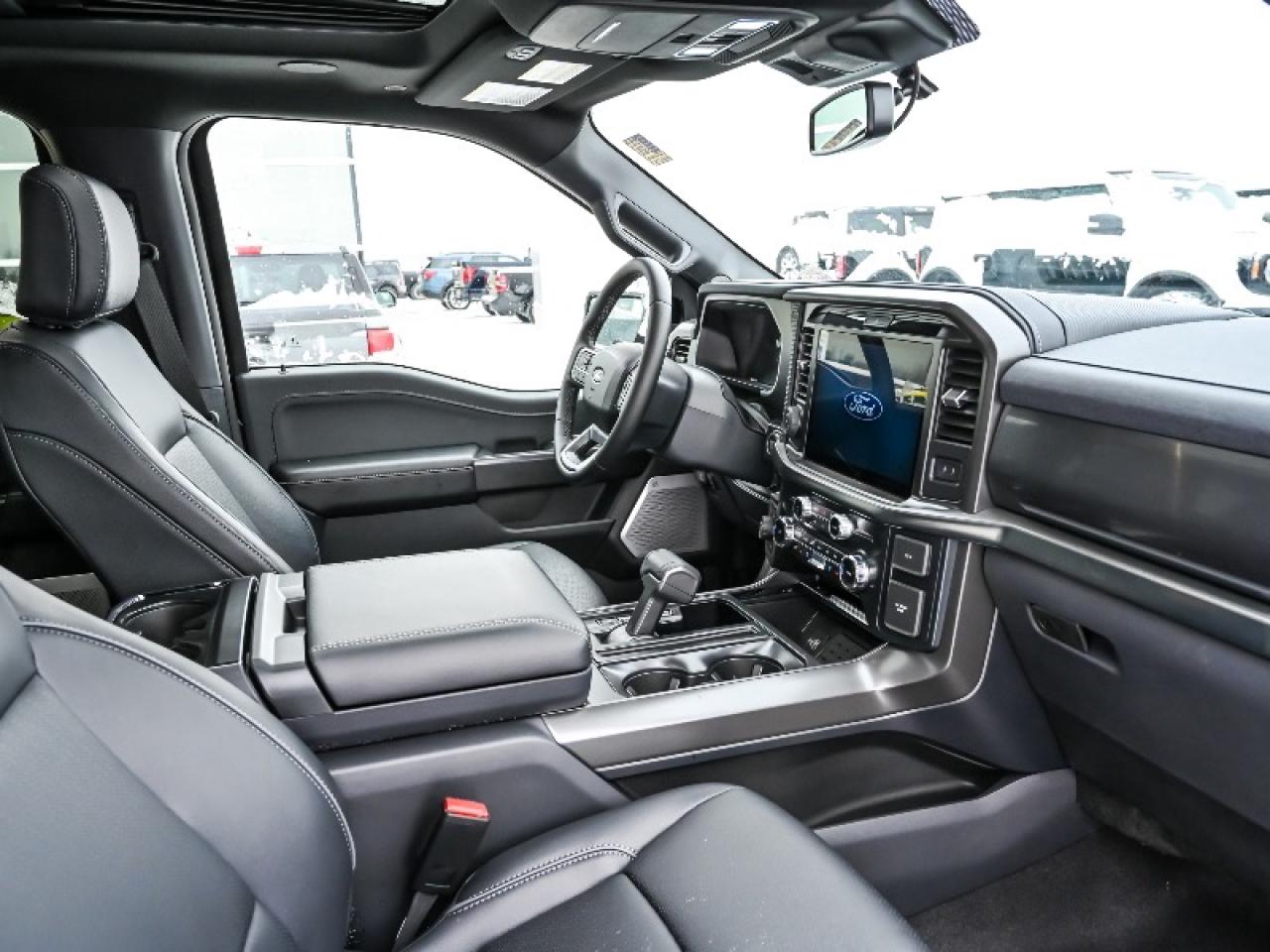 2025 Ford F-150 Lariat Photo