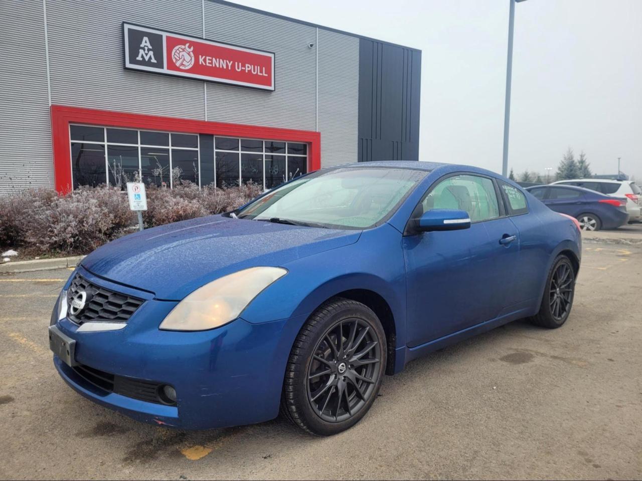 Used 2008 Nissan Altima 3.5 SE for sale in Ottawa, ON