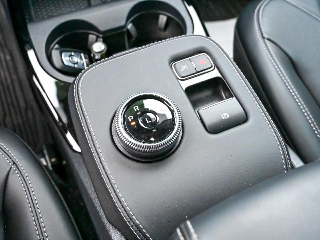 2024 Ford Mustang Mach-E Select Photo