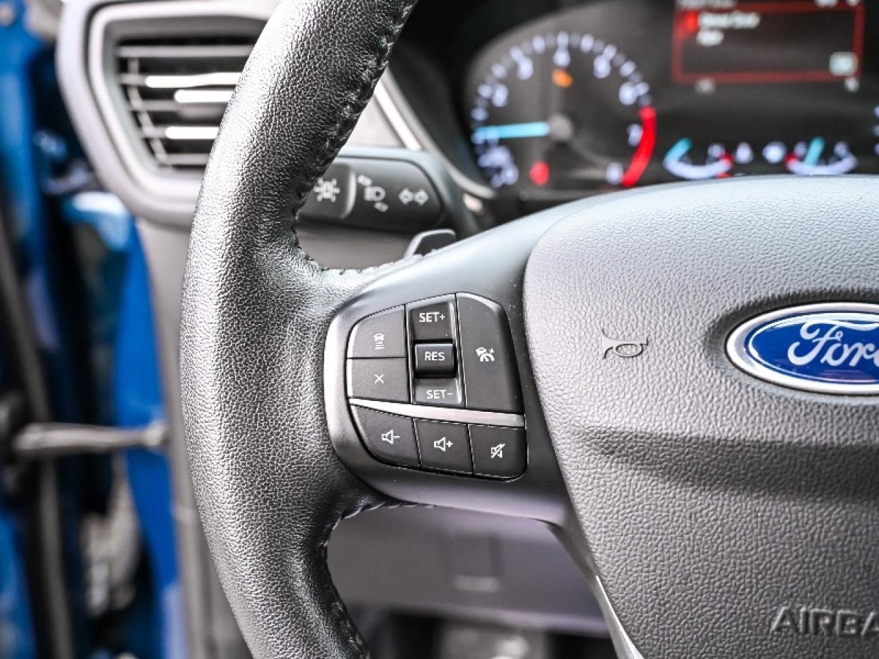 2020 Ford Escape SEL Photo