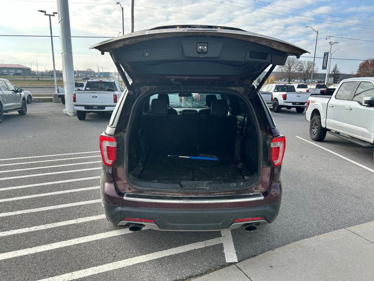 2019 Ford Explorer LIMITED Photo