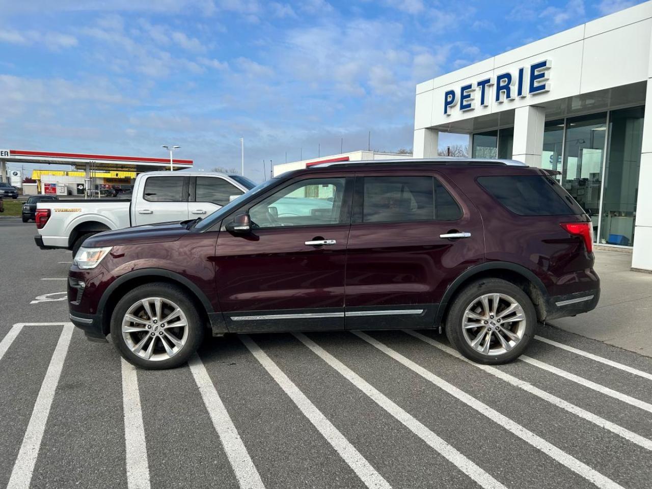 2019 Ford Explorer LIMITED Photo