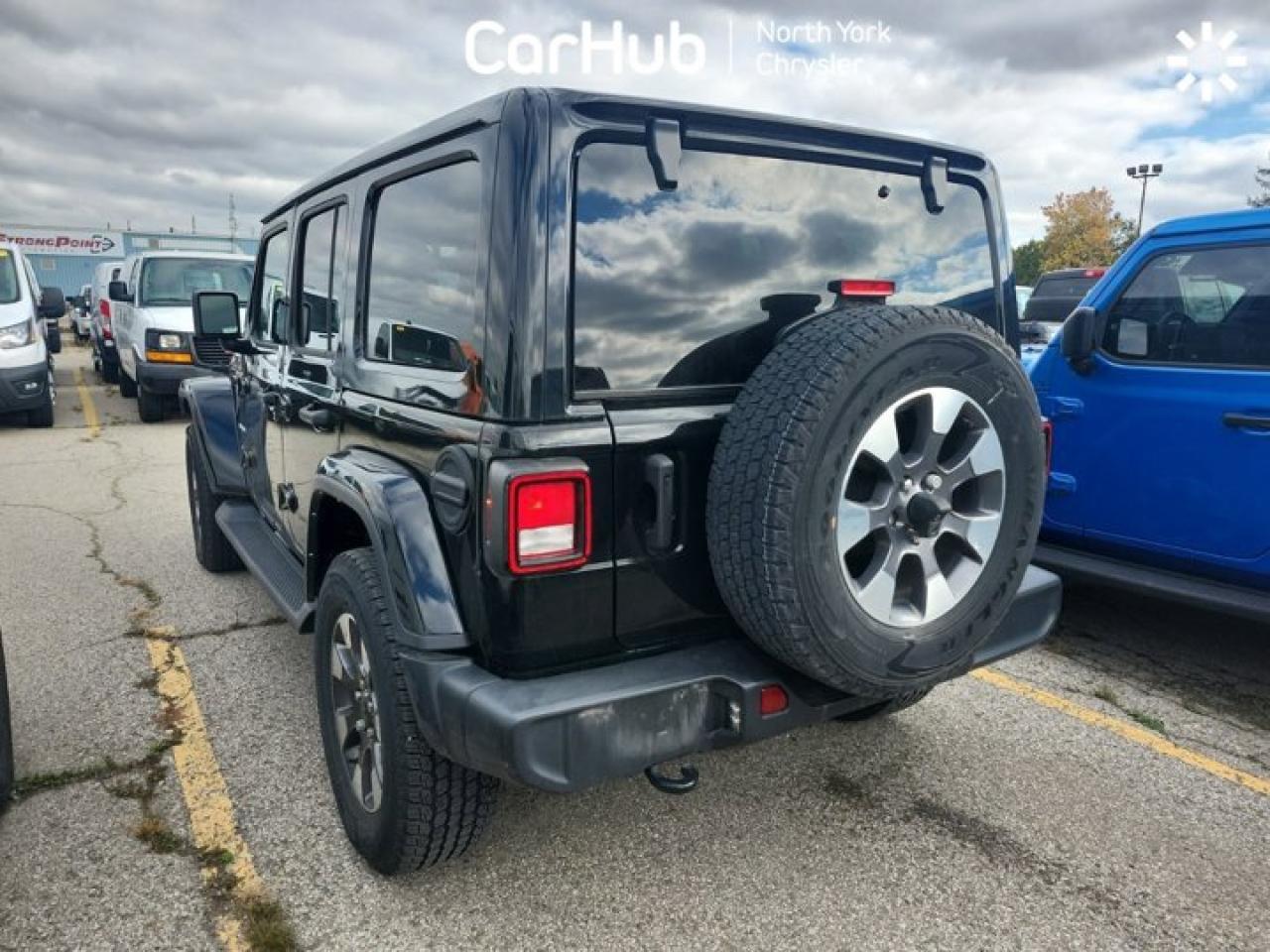 2021 Jeep Wrangler Unlimited Sahara Photo3