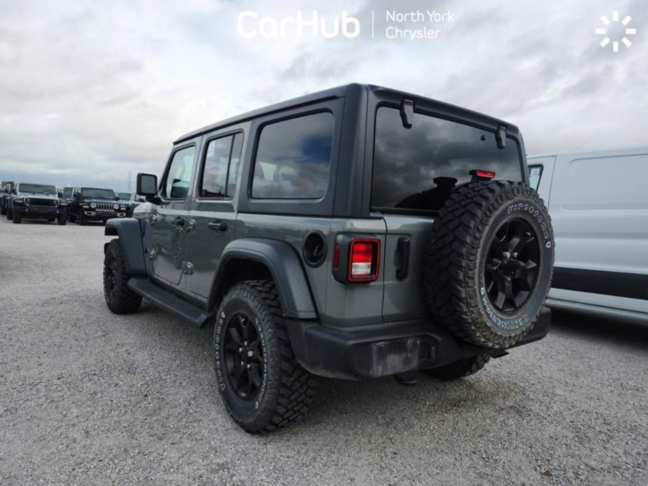 2023 Jeep Wrangler Willys Photo3