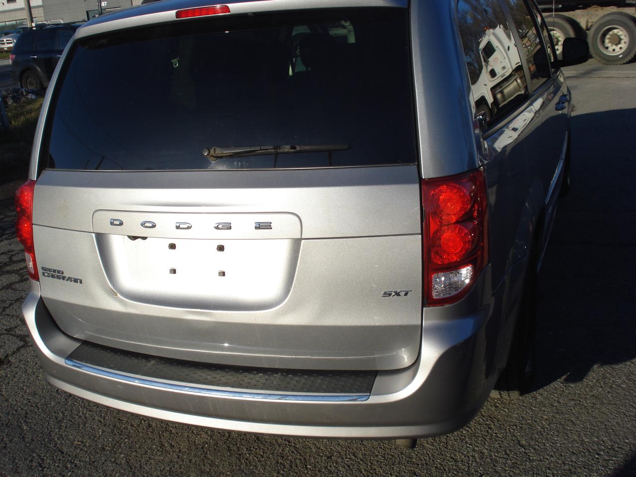 2014 Dodge Grand Caravan 4dr Wgn SXT Photo