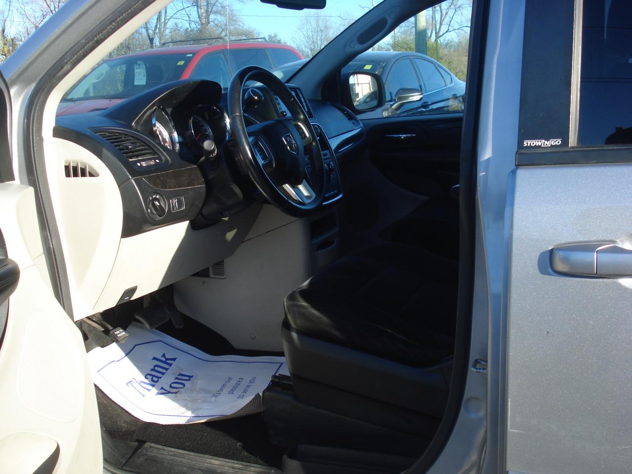 2014 Dodge Grand Caravan 4dr Wgn SXT Photo