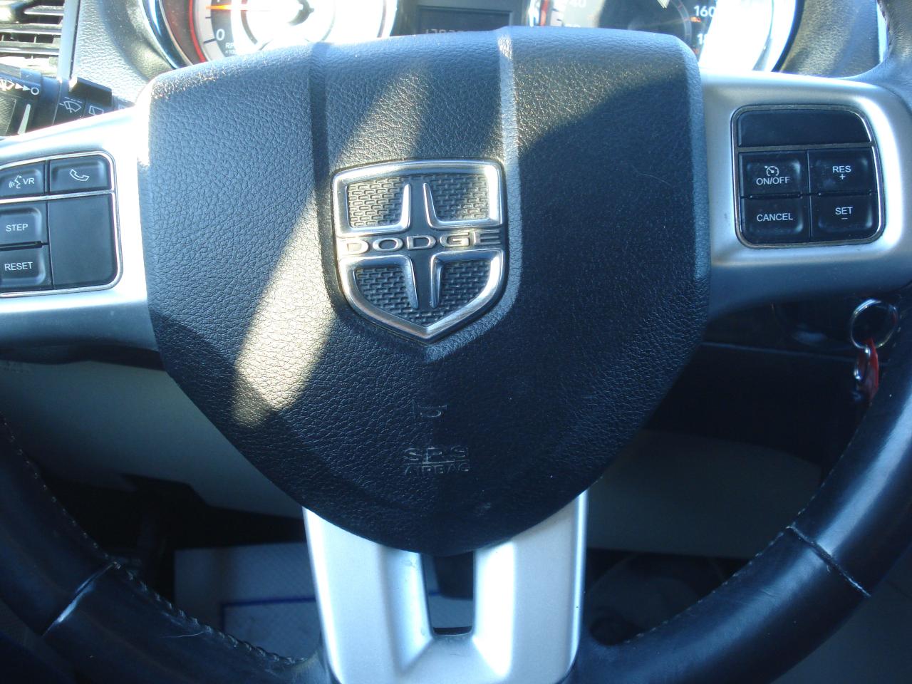 2014 Dodge Grand Caravan 4dr Wgn SXT Photo