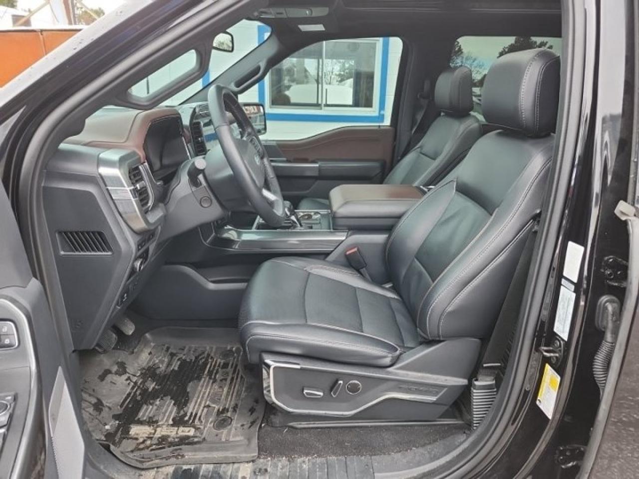 2023 Ford F-150 LARIAT Lariat | 502A | 360 Camera | Sport | Pano Roof | Leather | Nav | Tow Pkg | Photo