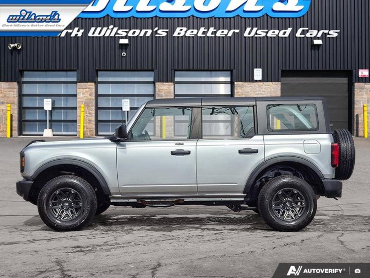 2023 Ford Bronco 4WD | Auto | Hard Top | Rear Camera | CarPlay + Android | and more! Photo