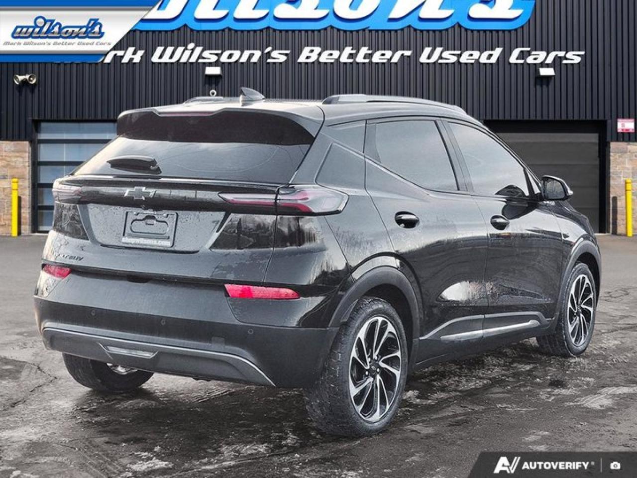 2022 Chevrolet Bolt EUV Premier | Leather | Heated Wheel + Seats | CarPlay + Android | Power Seat | Rear Camera | and more! Photo