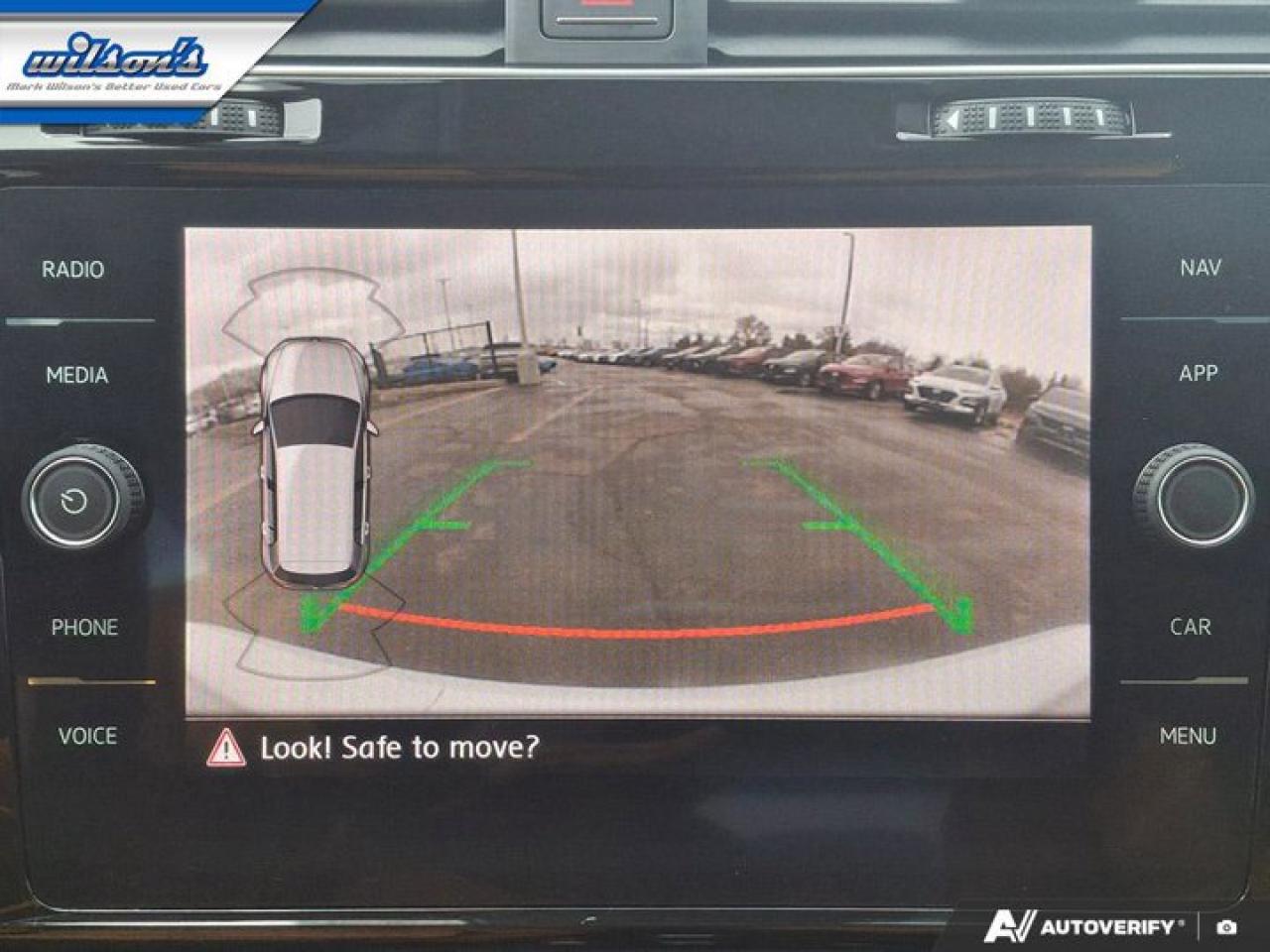 2018 Volkswagen Golf Highline | Leather | Sunroof | Nav | Adaptive Cruise | Heated Seats | CarPlay + Android and More ! Photo