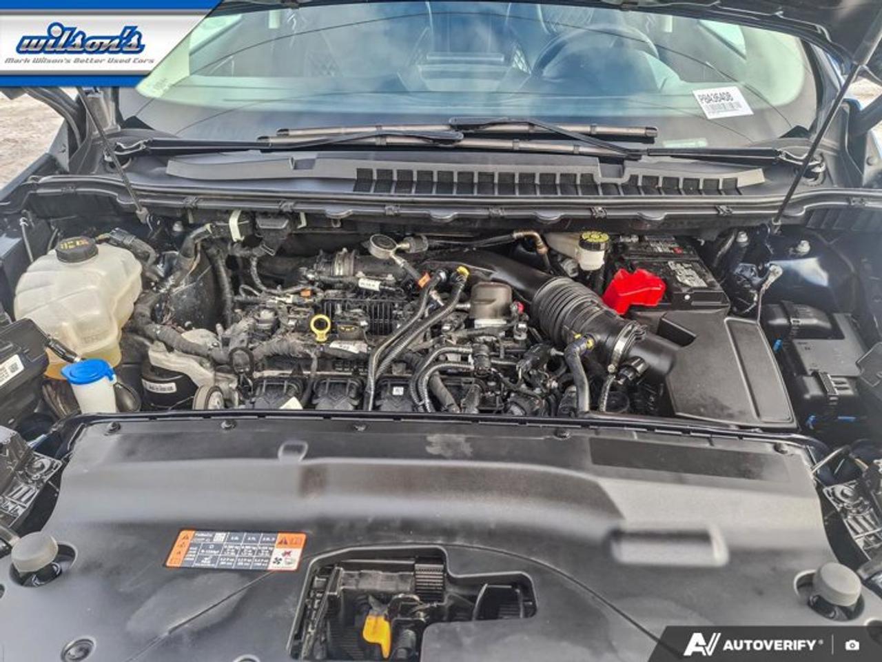 2023 Ford Edge Titanium AWD | Pano Roof | Leather | Heated Wheel + Seats | CarPlay + Android | Rear Cam and More ! Photo