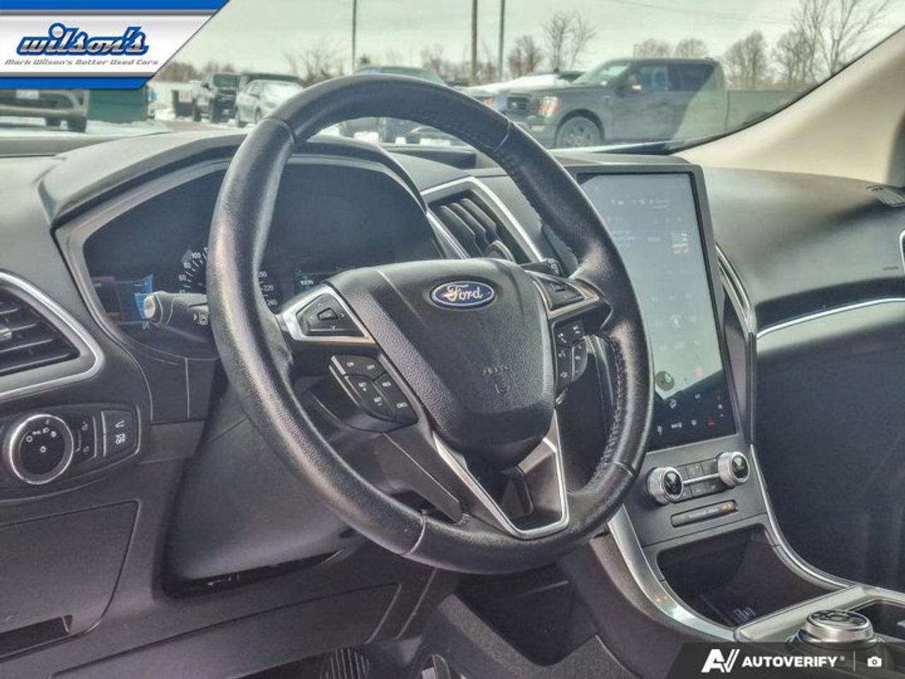 2023 Ford Edge Titanium AWD | Pano Roof | Leather | Heated Wheel + Seats | CarPlay + Android | Rear Cam and More ! Photo