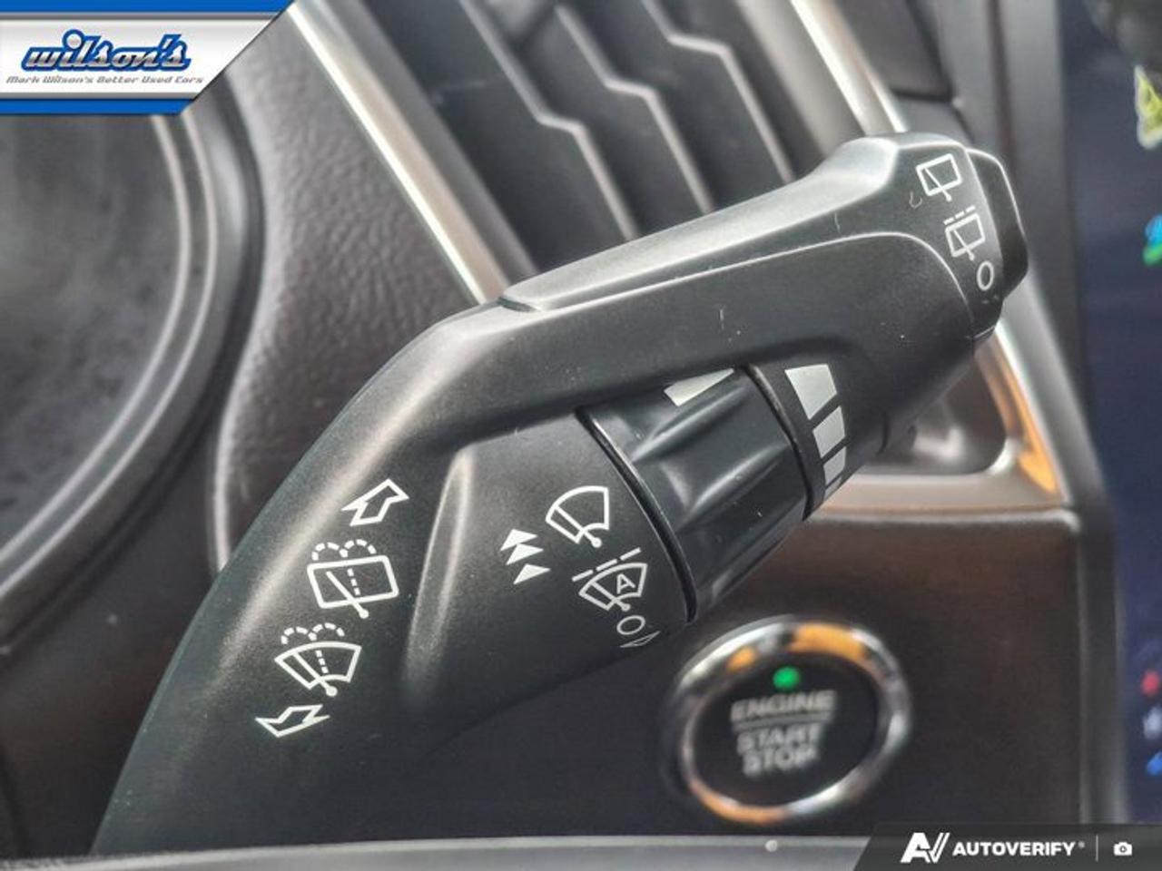 2023 Ford Edge Titanium AWD | Pano Roof | Leather | Heated Wheel + Seats | CarPlay + Android | Rear Cam and More ! Photo