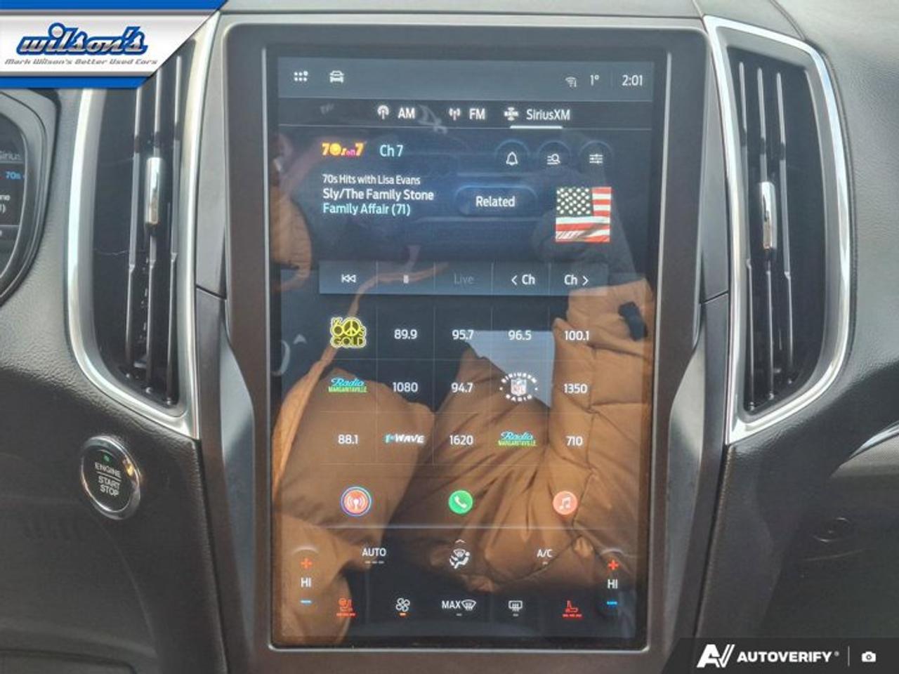 2023 Ford Edge Titanium AWD | Pano Roof | Leather | Heated Wheel + Seats | CarPlay + Android | Rear Cam and More ! Photo