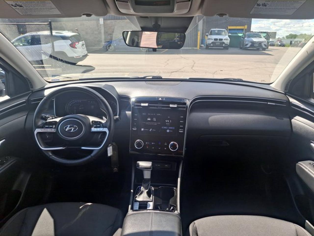 2023 Hyundai Tucson Essential AWD | Heated Seats | Carplay and Android Auto | Lane Departure and Assist | and More ! Photo