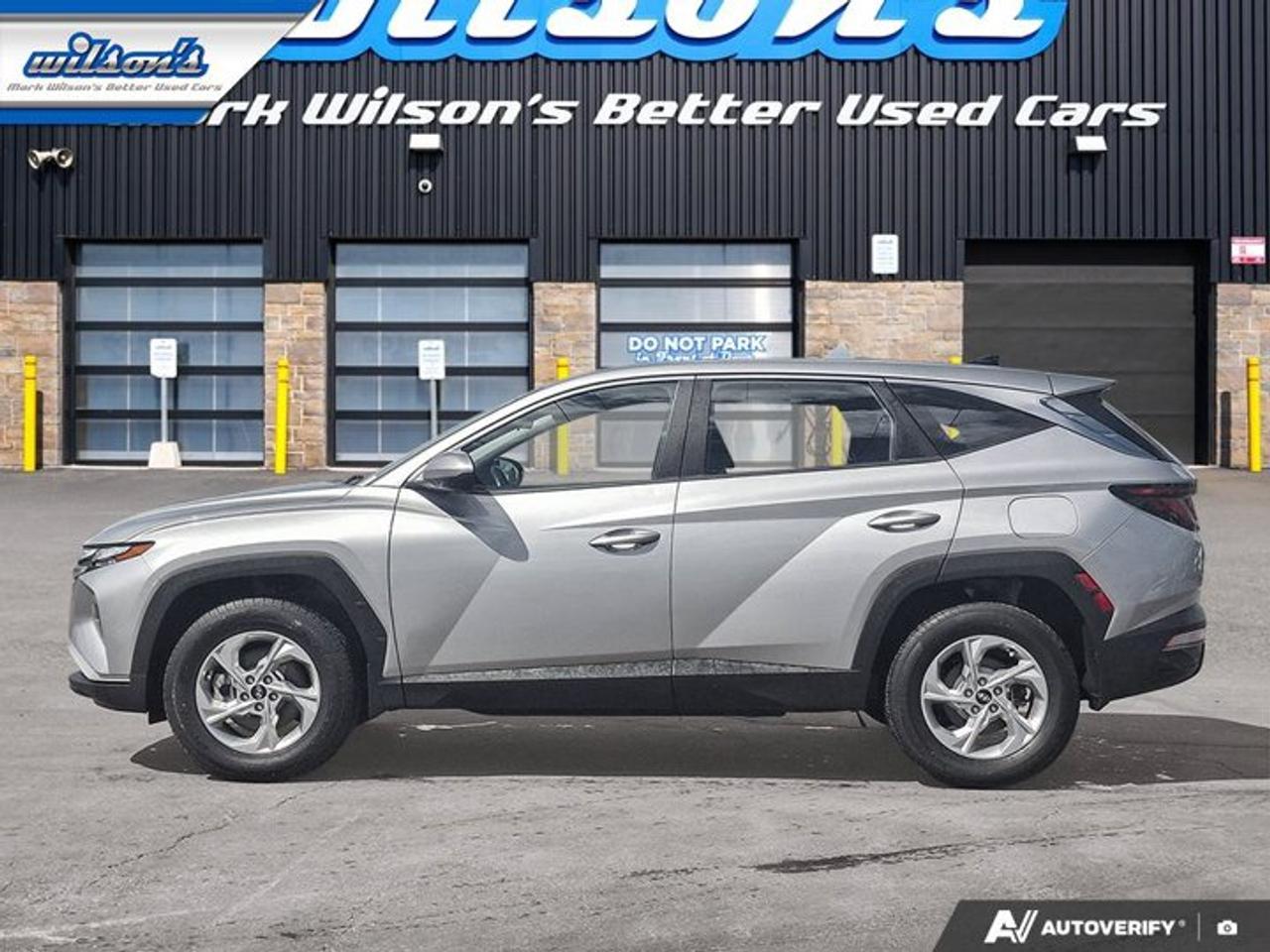 2023 Hyundai Tucson Essential AWD | Heated Seats | Carplay and Android Auto | Lane Departure and Assist | and More ! Photo