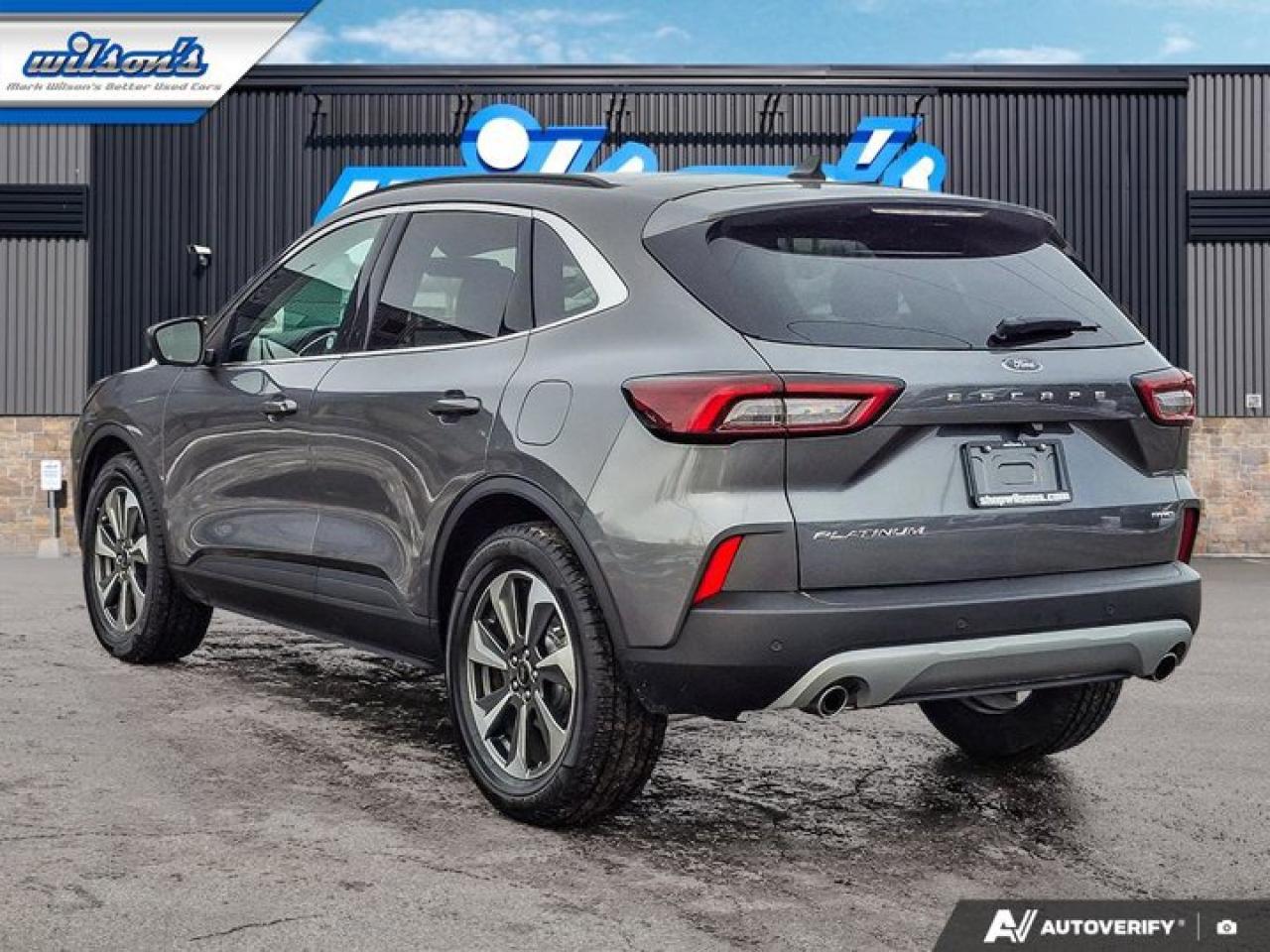 2024 Ford Escape Platinum AWD | 2.0L | PanoSunroof | Leather | 360 Camera | Adaptive Cruise | Heated Wheel & More ! Photo2