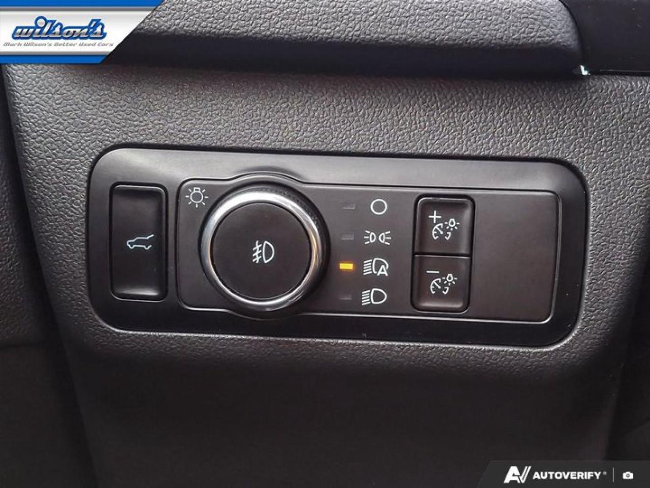 2024 Ford Escape Platinum AWD | 2.0L | PanoSunroof | Leather | 360 Camera | Adaptive Cruise | Heated Wheel & More ! Photo