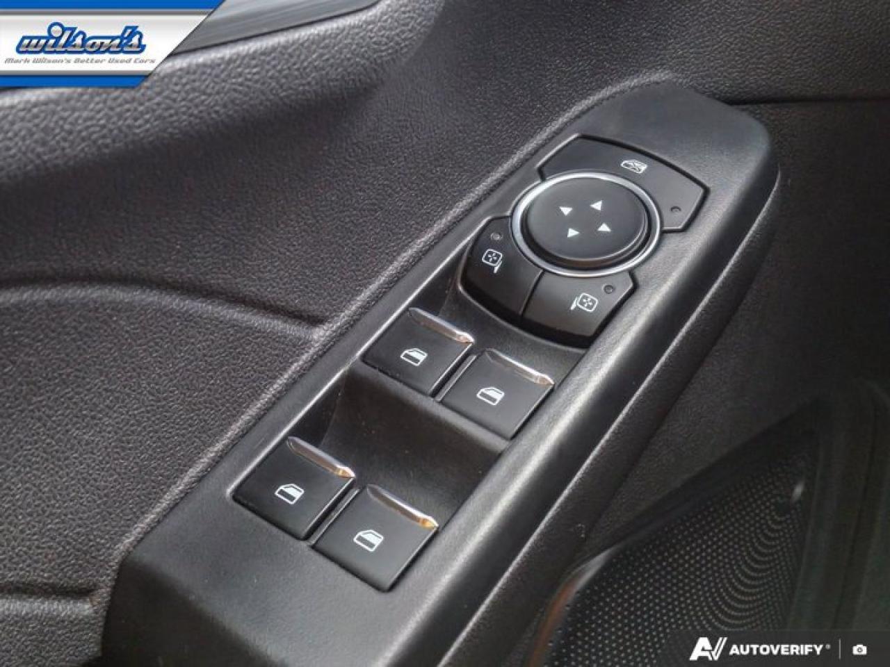 2024 Ford Escape Platinum AWD | 2.0L | PanoSunroof | Leather | 360 Camera | Adaptive Cruise | Heated Wheel & More ! Photo