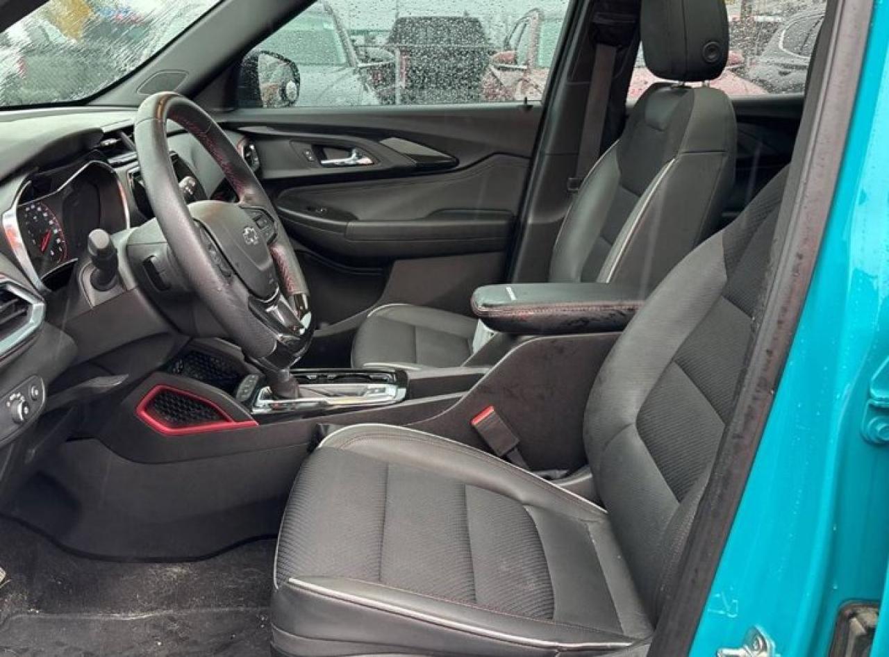 2021 Chevrolet TrailBlazer RS AWD | Leather | Pano Roof | Heated Seats | Power Liftgate | Remote Start | Rear Cam | and More ! Photo2
