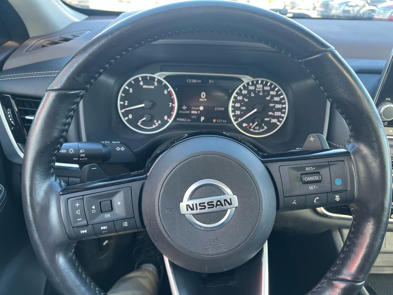 2021 Nissan Rogue SV AWD PANORAMIC MOONROOF, HEATED SEATS AND STEERING WHEEL Photo12