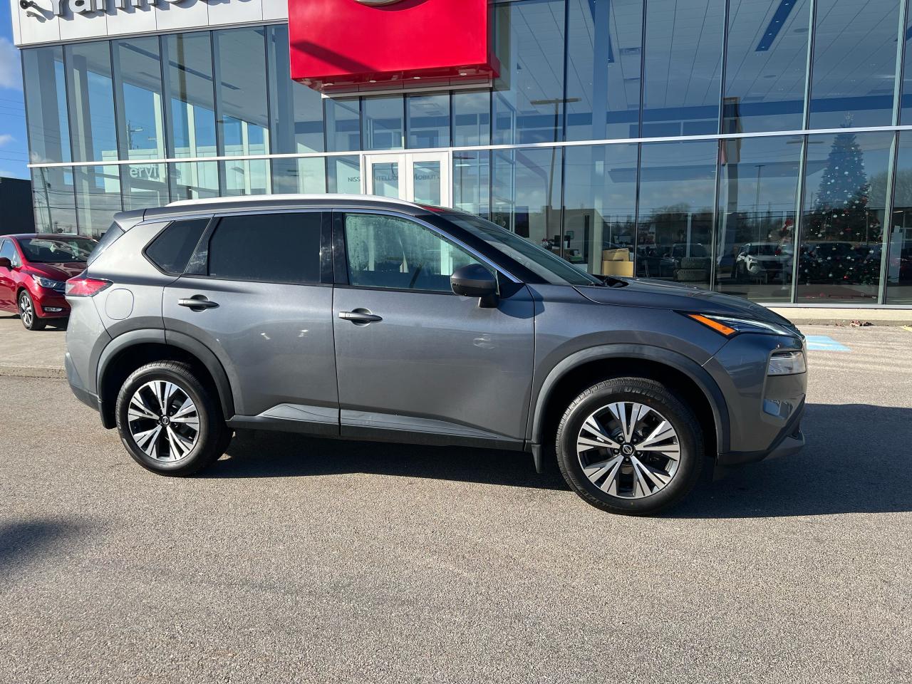 2021 Nissan Rogue SV AWD PANORAMIC MOONROOF, HEATED SEATS AND STEERING WHEEL Photo19