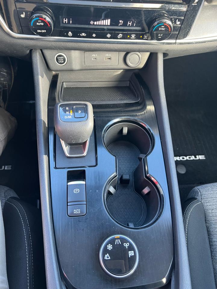 2021 Nissan Rogue SV AWD PANORAMIC MOONROOF, HEATED SEATS AND STEERING WHEEL Photo27