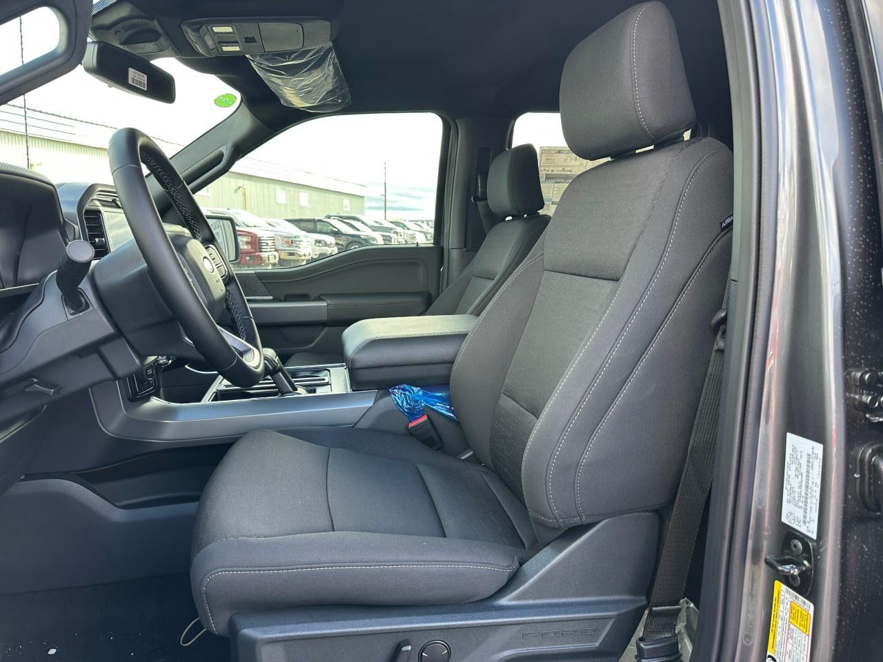 2025 Ford F-150 XLT 4WD SuperCrew 5.5' Box Photo