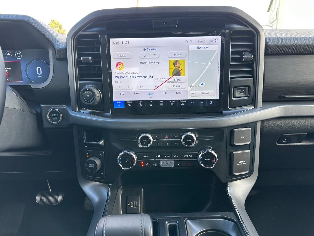 2025 Ford F-150 XLT 4WD SuperCrew 5.5' Box Photo