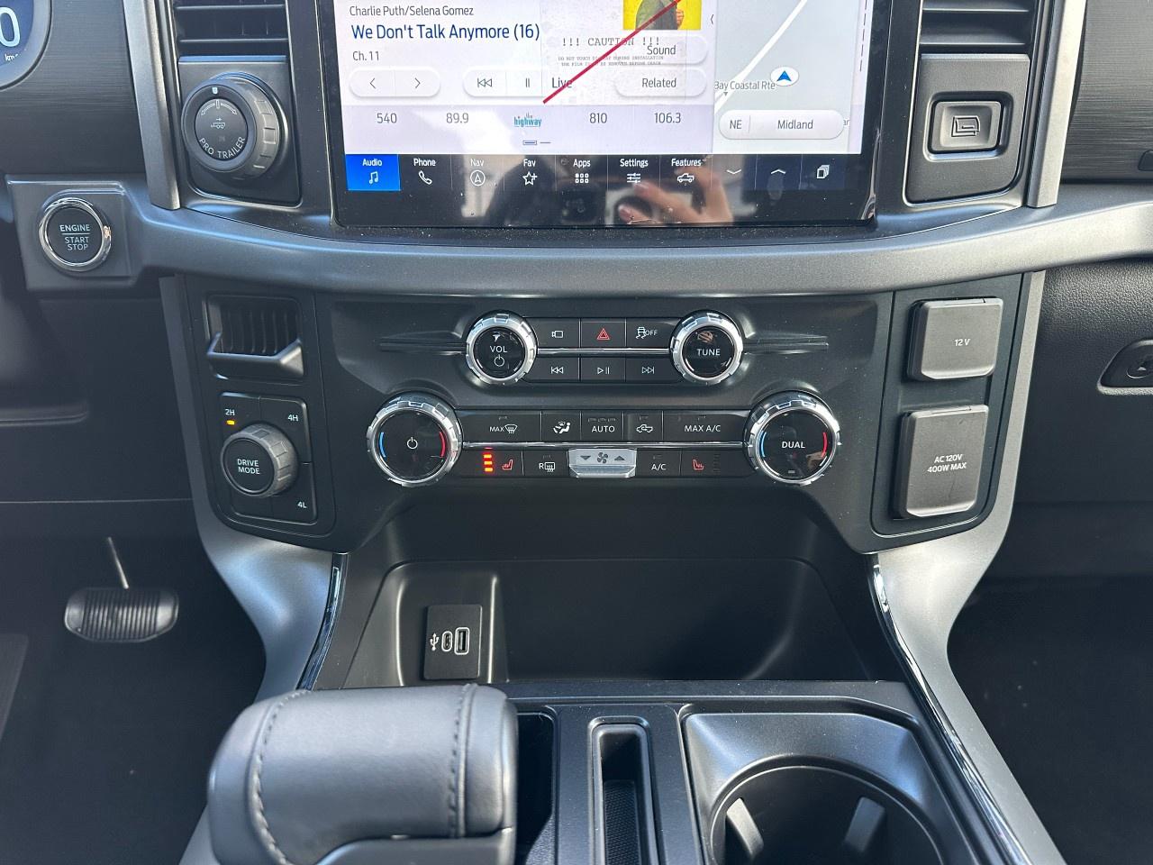 2025 Ford F-150 XLT 4WD SuperCrew 5.5' Box Photo