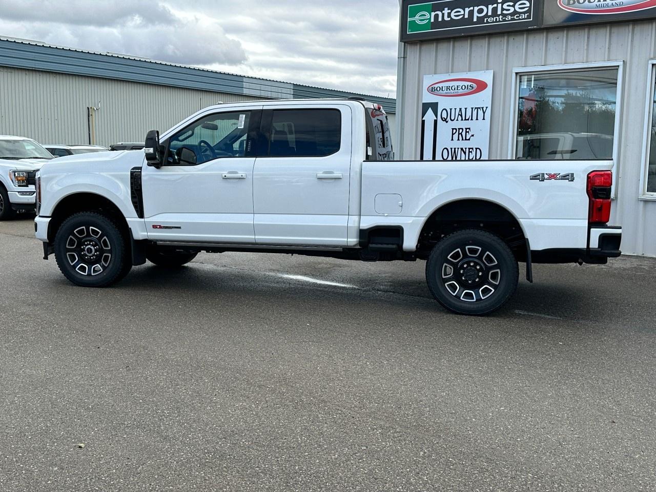 2026 Ford F-250 Super Duty SRW PLATINUM 4WD CREW CAB 6.75' BOX Photo