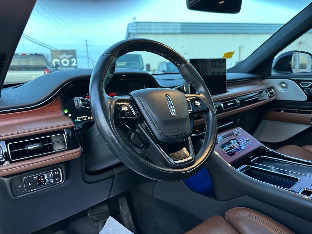 2023 Lincoln Aviator Reserve AWD Photo