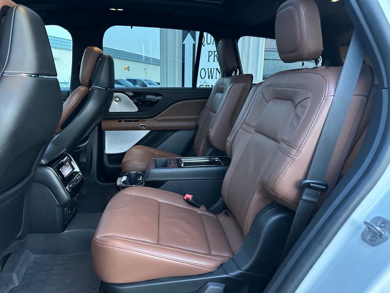 2023 Lincoln Aviator Reserve AWD Photo