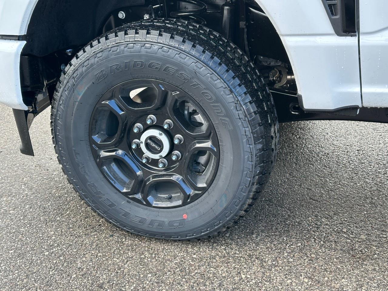 2026 Ford F-250 Super Duty SRW XL 4WD Crew Cab 6.75' Box Photo