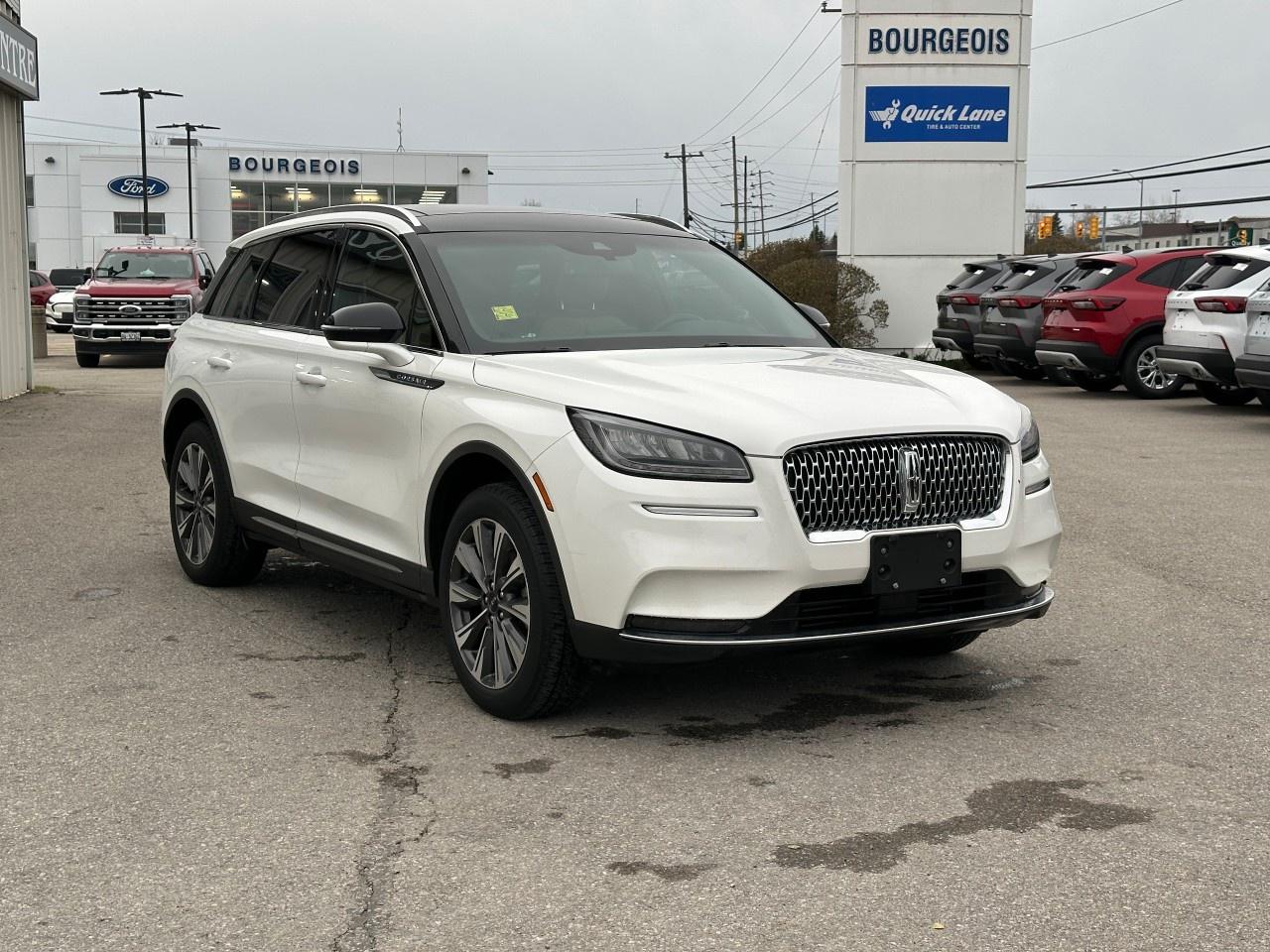 2021 Lincoln Corsair Reserve AWD Photo3