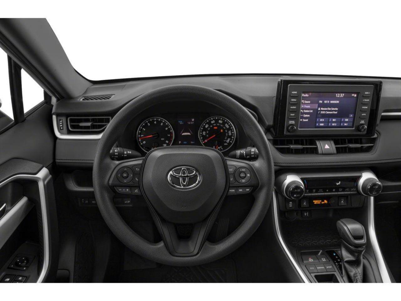 2020 Toyota RAV4 XLE Photo3