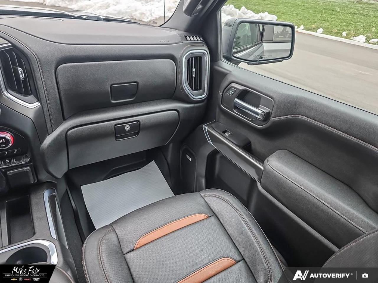 2022 GMC Sierra 1500 Limited AT4 HD Rear Vision Camera,  Spray On Bed Liner, Heated Rear Out-Board Seats Photo