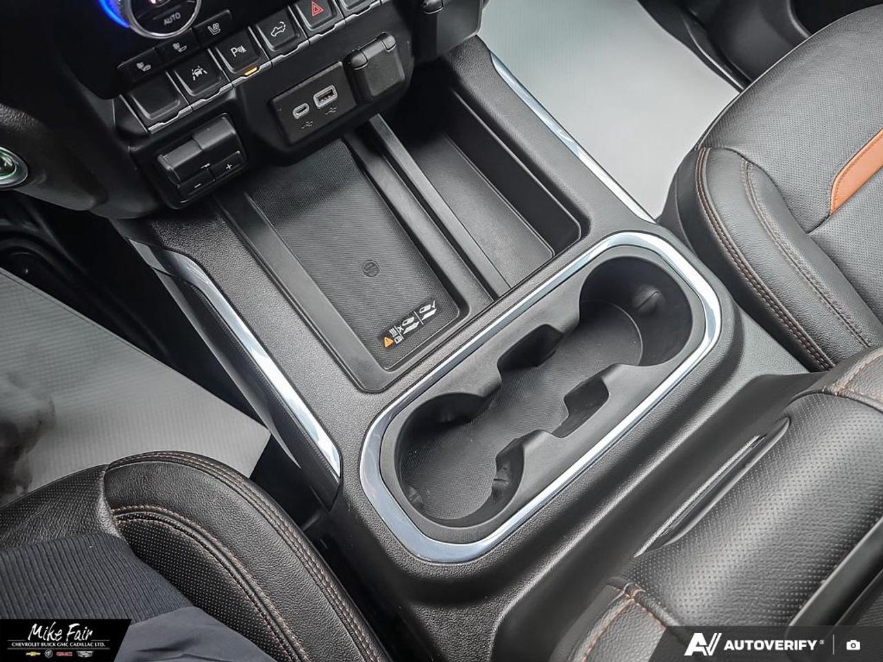 2022 GMC Sierra 1500 Limited AT4 HD Rear Vision Camera,  Spray On Bed Liner, Heated Rear Out-Board Seats Photo